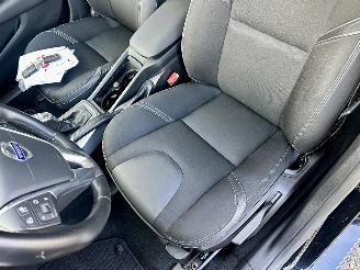 Volvo V-40 Gereserveerd 1.6 T4 179pk aut Summum - xenon - navi - camera - keyless - front + line + side assist picture 55