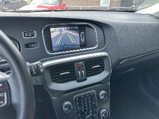 Volvo V-40 Gereserveerd 1.6 T4 179pk aut Summum - xenon - navi - camera - keyless - front + line + side assist picture 28