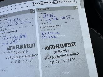 Volvo V-40 Gereserveerd 1.6 T4 179pk aut Summum - xenon - navi - camera - keyless - front + line + side assist picture 33