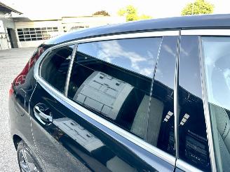BMW 1-serie Gereserveerd 118i 140pk aut High Exe M-Sport Ed - 73dkm nap - sfeerverl - navi - leer - virtual - carplay - front + line assist picture 101
