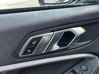 BMW 1-serie Gereserveerd 118i 140pk aut High Exe M-Sport Ed - 73dkm nap - sfeerverl - navi - leer - virtual - carplay - front + line assist picture 50