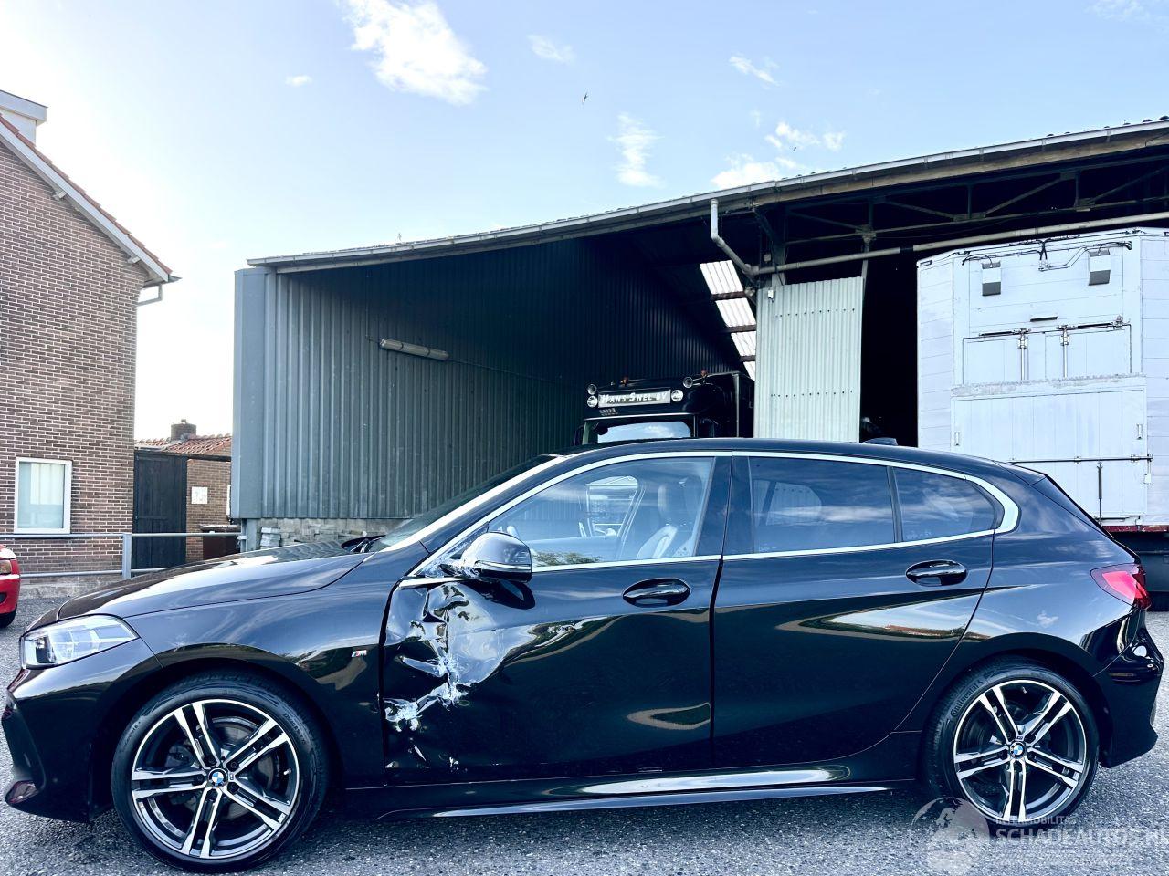 BMW 1-serie Gereserveerd 118i 140pk aut High Exe M-Sport Ed - 73dkm nap - sfeerverl - navi - leer - virtual - carplay - front + line assist