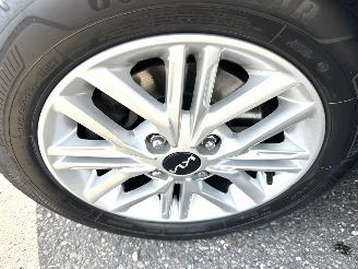 Kia Picanto 1.0 DPi 67pk DynamicLine 5drs - nap - camera - front assist - airco - cruise - carplay - lmv - lichtsensor picture 73