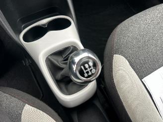 Citroën C1 1.0 VTi 72pk Millenium 5drs - 77dkm nap - carplay - airco - cruise - privacy glass - aux - usb - scherm picture 29