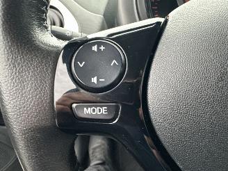 Citroën C1 1.0 VTi 72pk Millenium 5drs - 77dkm nap - carplay - airco - cruise - privacy glass - aux - usb - scherm picture 26