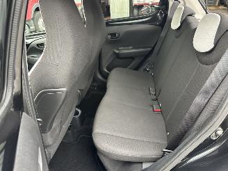 Citroën C1 1.0 VTi 72pk Millenium 5drs - 77dkm nap - carplay - airco - cruise - privacy glass - aux - usb - scherm picture 51