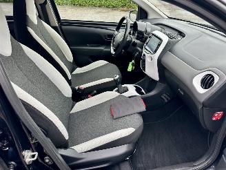 Citroën C1 1.0 VTi 72pk Millenium 5drs - 77dkm nap - carplay - airco - cruise - privacy glass - aux - usb - scherm picture 42