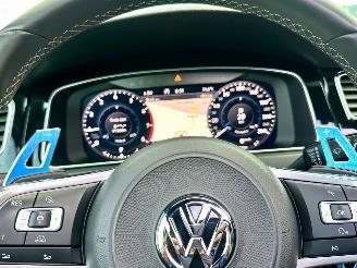 Volkswagen Golf 1.5 TSI is 150pk aut + f1 R-Line 5drs - pano - virtual - 19 inch - keyless - front + line assist - carplay - kameleon tint picture 33
