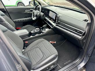 Kia Sportage 1.6 T-GDi Hybrid 179pk aut + f1 DynamicPl.L - pano - nap - stuur + stoelverw v+a - front + line + side assist - 1e eig picture 19