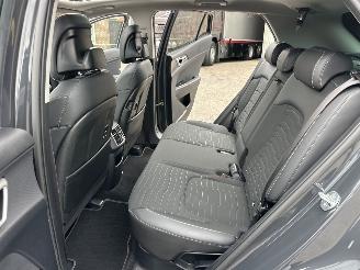 Kia Sportage 1.6 T-GDi Hybrid 179pk aut + f1 DynamicPl.L - pano - nap - stuur + stoelverw v+a - front + line + side assist - 1e eig picture 46