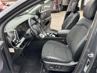 Kia Sportage 1.6 T-GDi Hybrid 179pk aut + f1 DynamicPl.L - pano - nap - stuur + stoelverw v+a - front + line + side assist - 1e eig picture 68