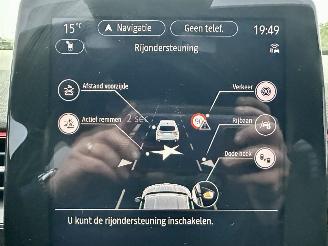 Renault Arkana 1.6 E-Tech Hybrid 145pk 8-traps aut RS-Line - cam - carbon - leer - keyless - stuurverw - front + line + side assist picture 19