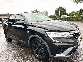 Renault Arkana 1.6 E-Tech Hybrid 145pk 8-traps aut RS-Line - cam - carbon - leer - keyless - stuurverw - front + line + side assist picture 4