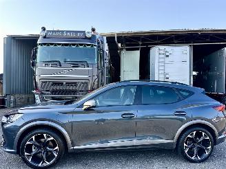 uszkodzony samochody osobowe Cupra Formentor 1.4 TSI 245pk aut + f1 e-Hybrid Essential - nap - virtual - camera - keyless - front + line + smart assist 2023/9