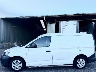 škoda dodávky Volkswagen Caddy maxi 2.0 TDI 6-bak cargo trendline - nap - 1e eig - carplay - virtual - front + line assist - clima - cruise - pdc 2024/12