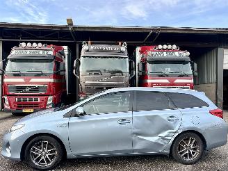 Damaged car Toyota Auris Touring Sports 1.8 Hybrid Lease 2014/12