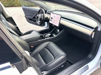 Tesla Model 3 60kWh 238pk aut Standard RWD Plus - pano - nap - navi - camera - leer - stoelverw - pdc v+a - self driving picture 16