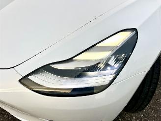 Tesla Model 3 60kWh 238pk aut Standard RWD Plus - pano - nap - navi - camera - leer - stoelverw - pdc v+a - self driving picture 85
