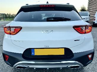 Kia Stonic 1.0 T-GDi MHEV 101pk GT-Line - nap - 1e eig - navi - camera - 1/2 leer - stuur + stoelverw - keyless entry + start picture 6