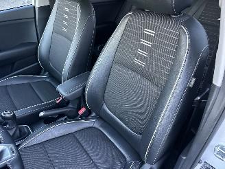 Kia Stonic 1.0 T-GDi MHEV 101pk GT-Line - nap - 1e eig - navi - camera - 1/2 leer - stuur + stoelverw - keyless entry + start picture 15