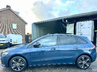 škoda osobní automobily Mercedes B-klasse 250e 163pk aut + f1 Lux Line - pano - nap - 1e eig - widescreen - sfeerverl - leer - memory l+r 2023/3