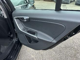 Volvo V-60 1.6 T3 150pk aut. Momentum - 144dkm nap - navi - clima - cruise - lmv - pdc - trekh - 2e eig picture 45