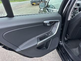 Volvo V-60 1.6 T3 150pk aut. Momentum - 144dkm nap - navi - clima - cruise - lmv - pdc - trekh - 2e eig picture 41