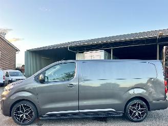 krockskadad bil bedrijf Opel Vivaro 2.0 CDTI L3H1 Innovation 2021/3