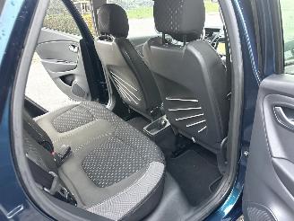 Renault Captur Gereserveerd 1.2 TCe 120pk aut Intens - 56dkm nap - 1e eig - keyless - navi - camera - park assist - clima + cruise picture 31