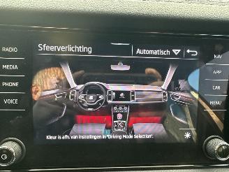 Skoda Kodiaq 1.5 TSI 150pk aut + f1 Sportline Bus - nap - camera - keyless - stuurverw - front + line + side assist picture 18