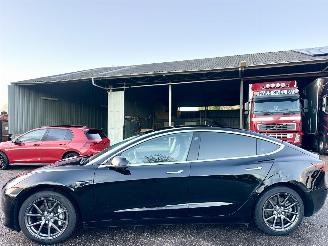 damaged passenger cars Tesla Model 3 Standard RWD Plus 60kWh 238pk aut - pano - nap 2019/12