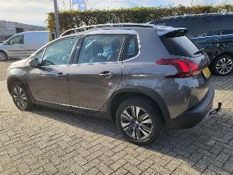 Peugeot 2008 AUTOMAAT  2008 1.2 PureTech Allure 1e eigenaar DE MOOISTE VAN NEDERLAND picture 8