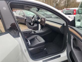 Tesla Model Y MODEL Y RWD 58 kWh 52000 km rijdbaar picture 7