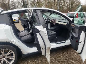 Tesla Model Y MODEL Y RWD 58 kWh 52000 km rijdbaar picture 23