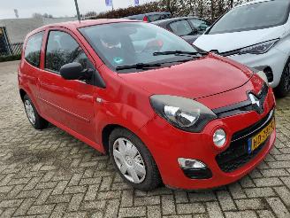 skadebil auto Renault Twingo Twingo 1.2 16V Authentique 2012/2