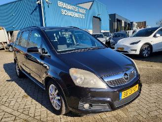 Coche accidentado Opel Zafira ZAFIRA 7 zitplaatsen 1.6  105 pk 2008/1