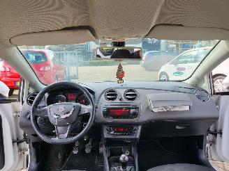 Seat Ibiza 5 drs 1.2 TSI Style 105 pk picture 4