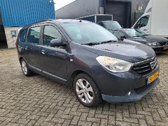 Dacia Lodgy 7 PERSOONS Lodgy - 1.2 TCe Ambiance , Airco, Multimediasysteem, Bluetooth, 1e EIGENAAR picture 2