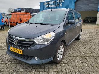 Vaurioauto  passenger cars Dacia Lodgy 7 PERSOONS Lodgy - 1.2 TCe Ambiance , Airco, Multimediasysteem, Bluetooth, 1e EIGENAAR 2013/2