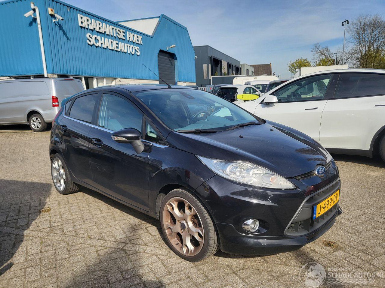 Ford Fiesta 1.6 Ghia 5drs hatchback   goede airco rijdbaar