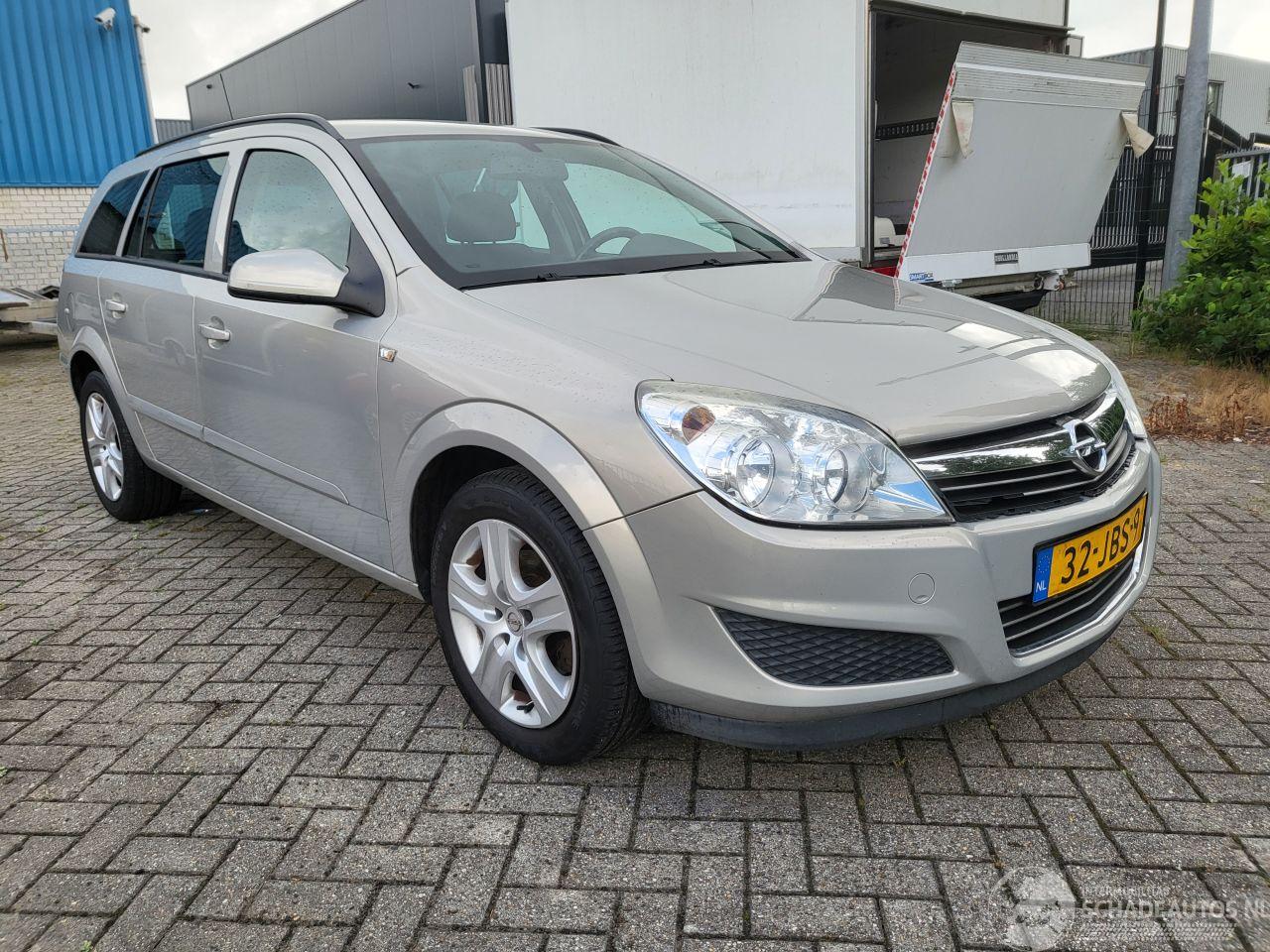 Opel Astra Opel Astra Wagon 1.6 Essentia