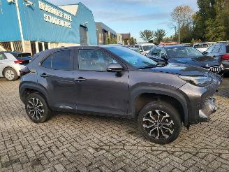 uszkodzony samochody osobowe Toyota Yaris Cross Yaris Cross 1.5 Hybrid First Edition 2022/4
