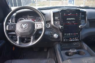 Dodge Ram 5.7 V8 4X4 Crew Cabe 401Pk *Clima/Navi/Panorama/Leder picture 9