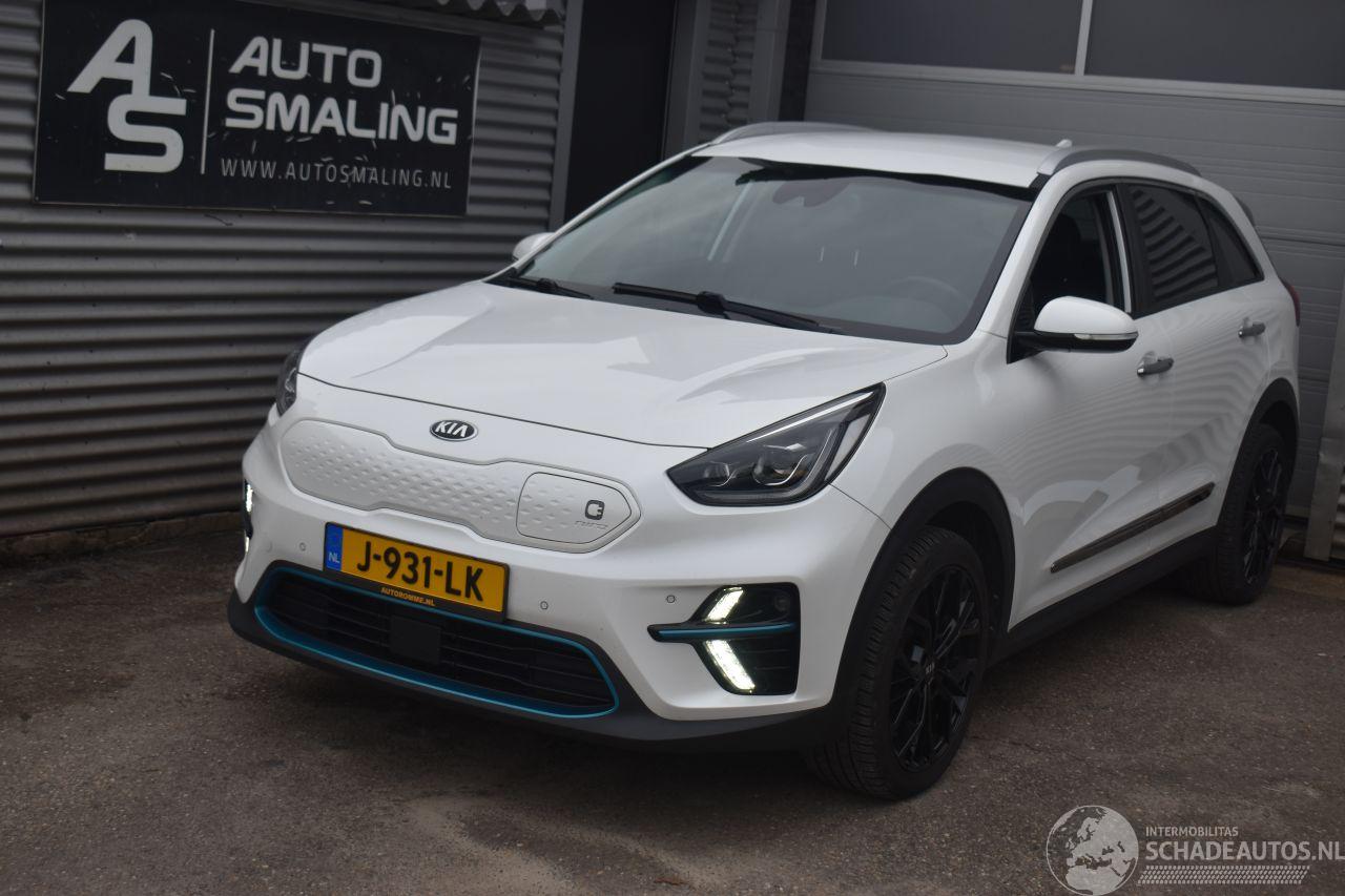 Kia Niro 64Kwh Executive line 204Pk *Navi/Clima/Camera/Leder