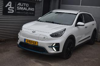  Kia Niro 64Kwh Executive line 204Pk *Navi/Clima/Camera/Leder 2020/10