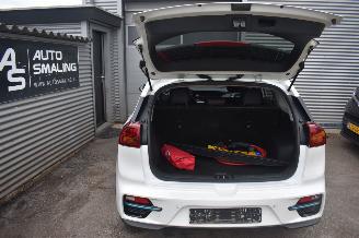 Kia Niro 64Kwh Executive line 204Pk *Navi/Clima/Camera/Leder picture 5