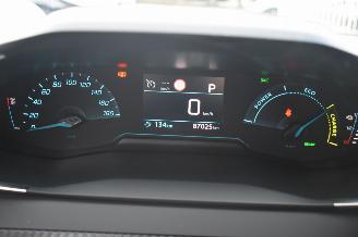 Peugeot e-2008 50Kwh Ative Pack 136Pk *Navi/Clima/Camera picture 12