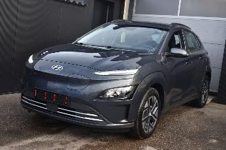 skadebil auto Hyundai Kona 39Kwh Comfort 136Pk SOH 100% 3FASE *Clima/Camera/Stoelverwarming 2021/9