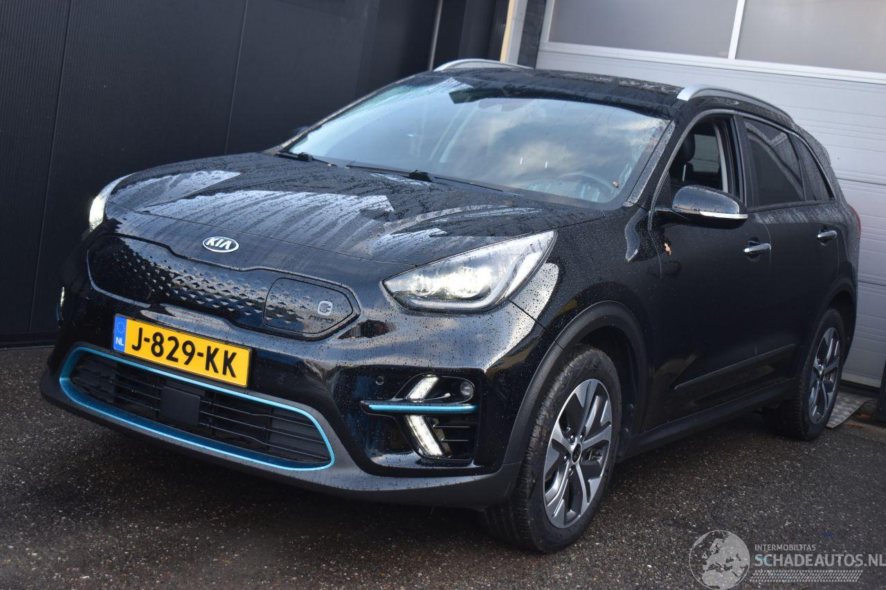 Kia Niro 64Kwh Executiveline 204Pk SOH 100% 3FASE *Navi/Clima/Camera/Leder/Stoelverwarming