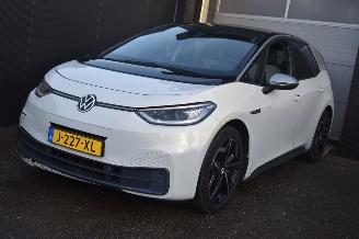 Voiture accidenté Volkswagen ID.3 58Kwh First  Plus 204Pk 3FASE *Navi/Clima/Camera 2020/11